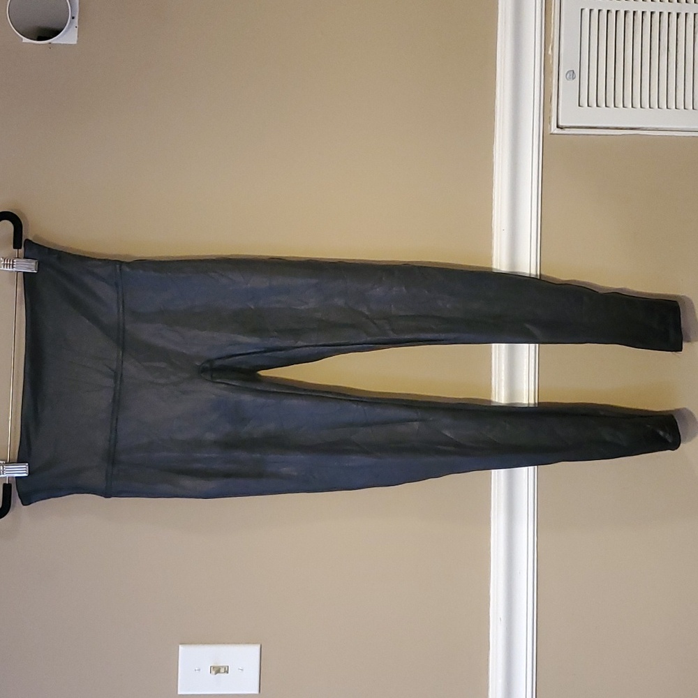 Spanx Black Shiny Leggings Size M